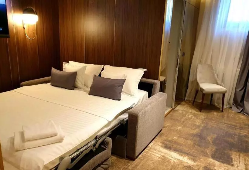 اتاق استاندارد چهار تخته, Vila Siago