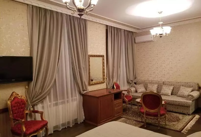 エクゼクティブスイート, Vila Sigal Pogradec