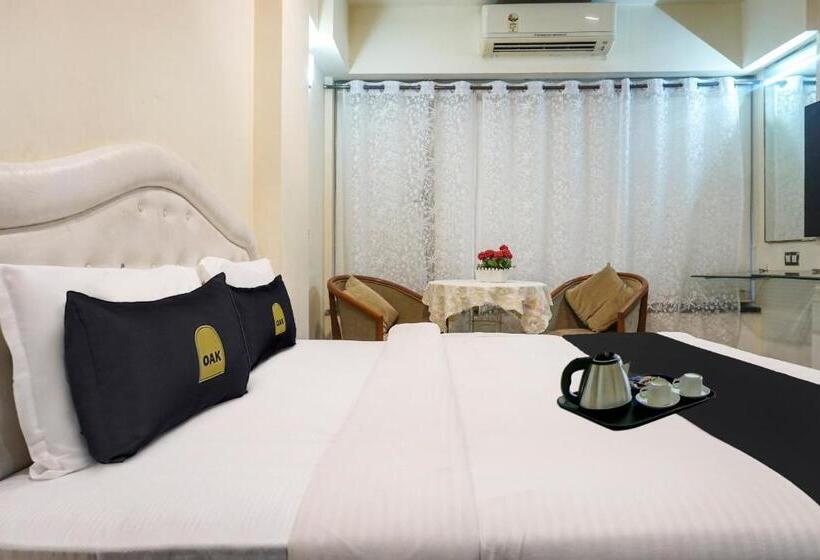 Трехместный Номер Классика, Townhouse Oak Sr  Wakad