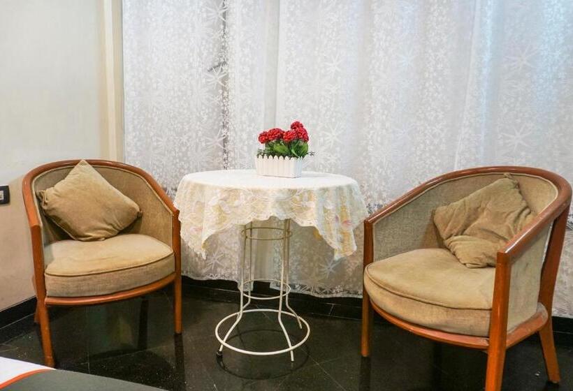 Трехместный Номер Классика, Townhouse Oak Sr  Wakad