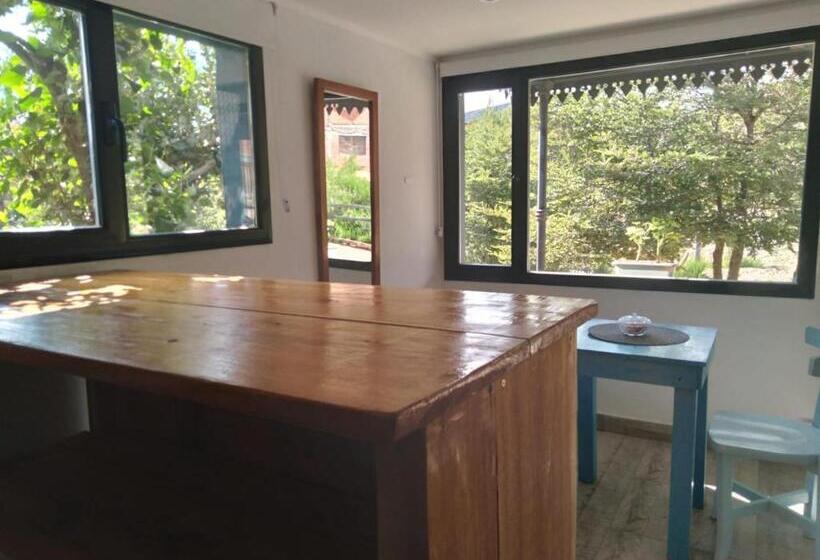 スタンダードスタジオ, Suomi