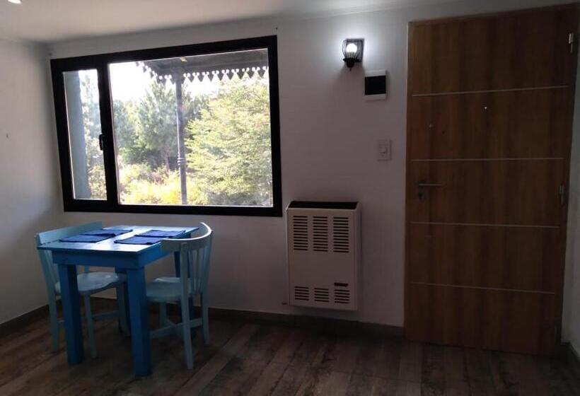 スタンダードスタジオ, Suomi