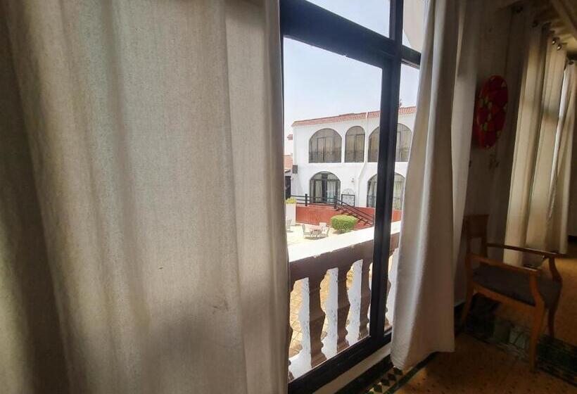 Havuz Manzaralı 1 Yatak Odalı Daire, Targafit Hotel & Hammam