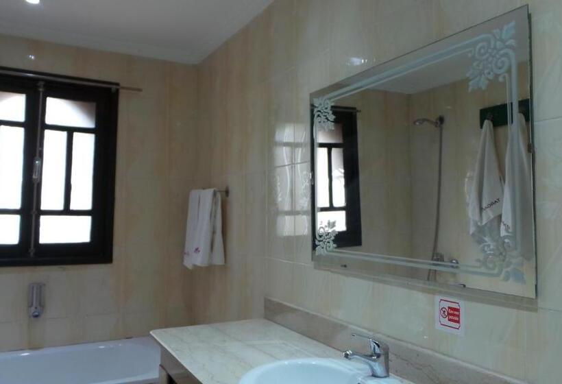 Balkonlu Standart Oda, Targafit Hotel & Hammam