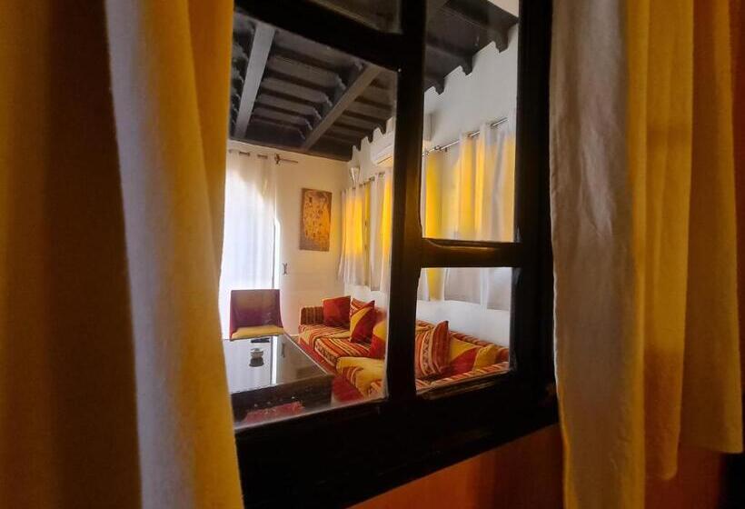 Havuz Manzaralı 1 Yatak Odalı Daire, Targafit Hotel & Hammam