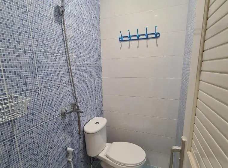 Deluxe-huone, Reddoorz Near Tugu Muda Semarang
