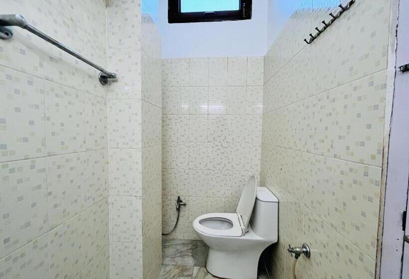 חדר סטנדרט נוף לגינה, Joy S Bnb