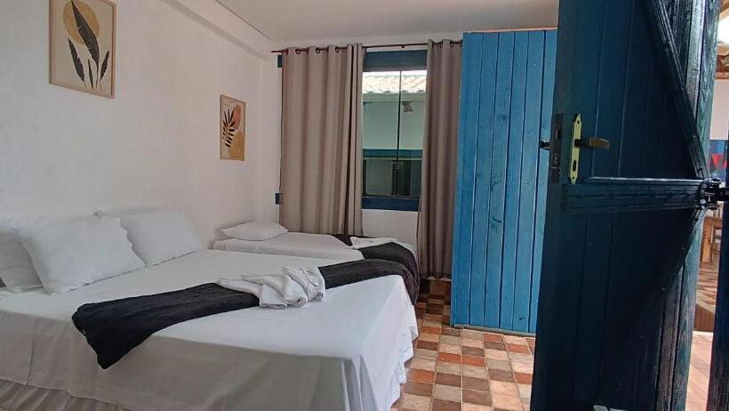 غرفة قياسية ثلاثية, Pousada Real Cipo