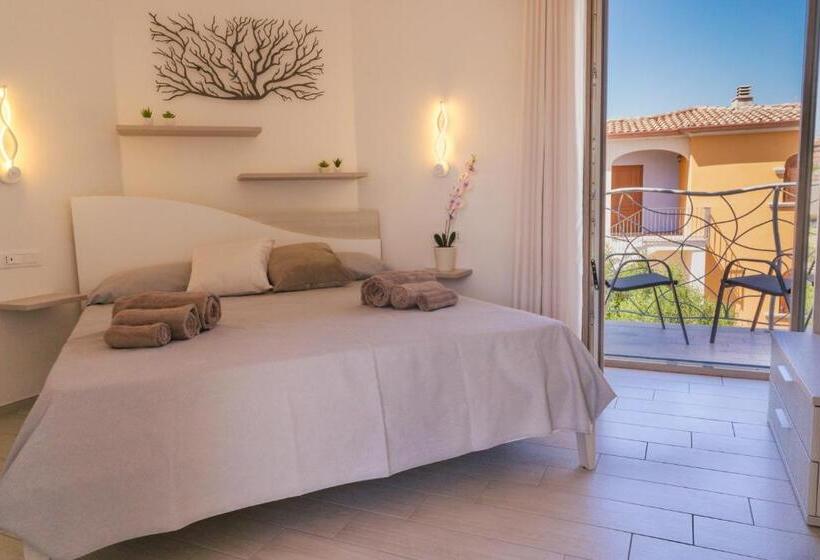 اتاق لوکس با چشم‌انداز, Seaside Home