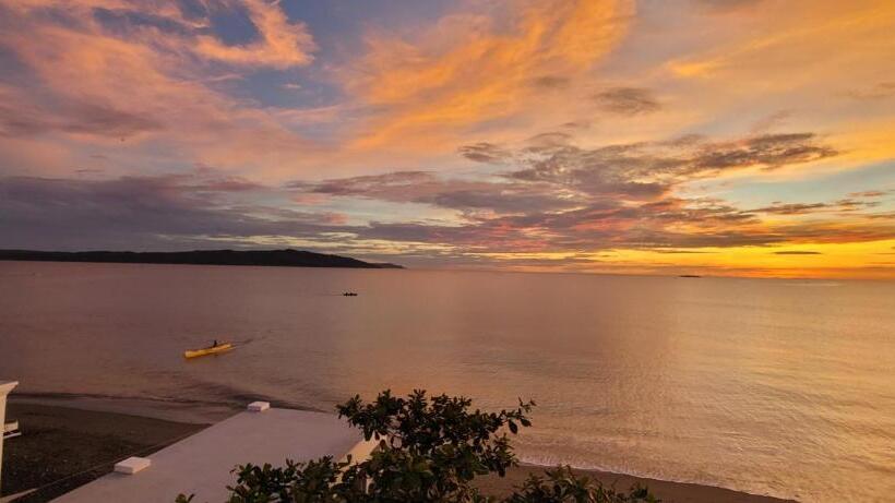 豪华房间, Beachfront Bed & Breakfast