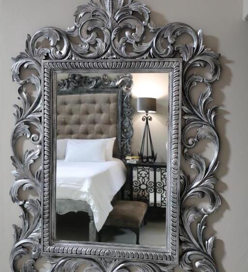 استودیوی لوکس, Another World   Montagu