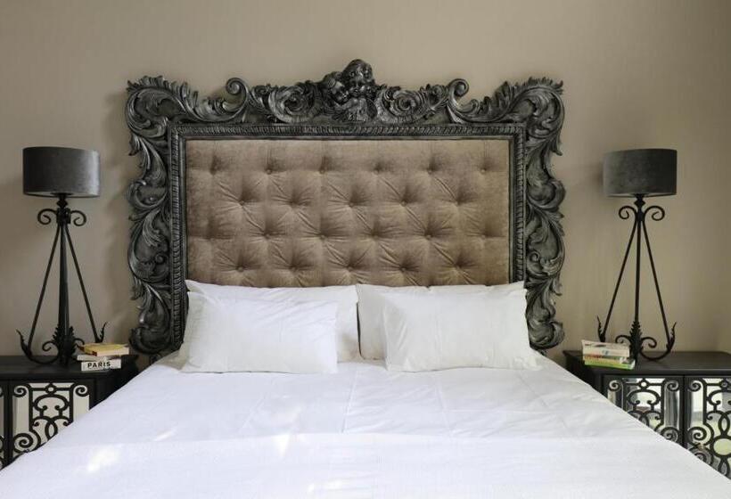 استودیوی لوکس, Another World   Montagu