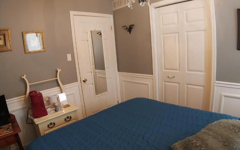 غرفة إقتصادية, Bobcaygeonb&b