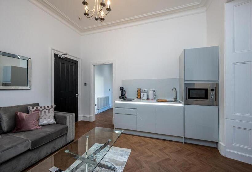 جناح عائلي, Casa Fresa  Orchar Suites