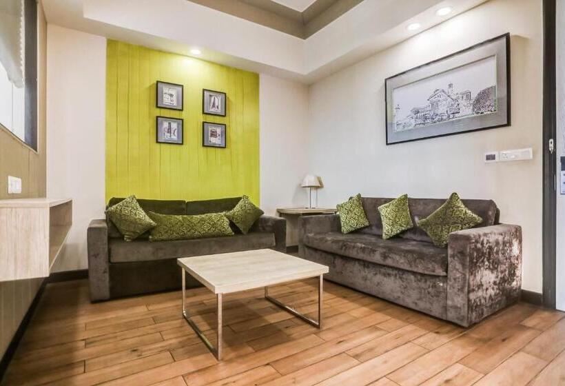 带景观的三人标准房间, Collection O Limewood Stay