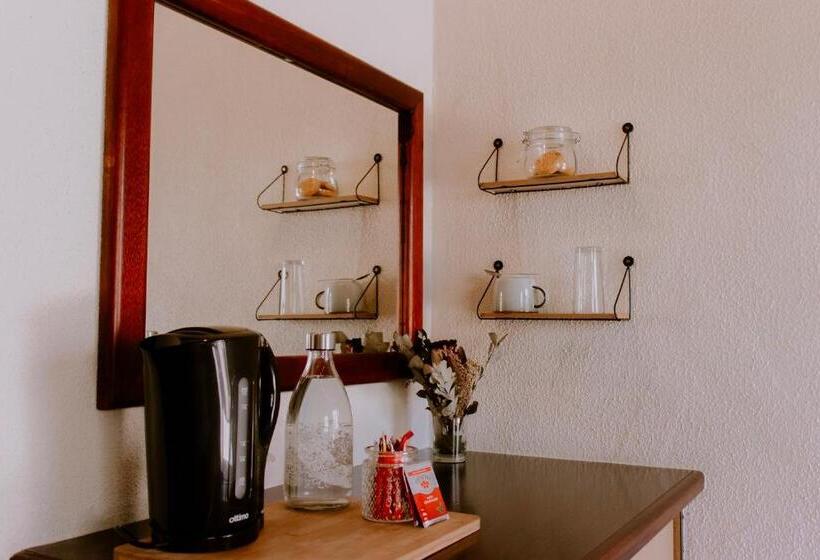 اتاق عادی, Desert Dreams B&b