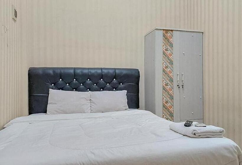 חדר סטנדרט, Icha Homestay Near Terminal Purabaya Madiun