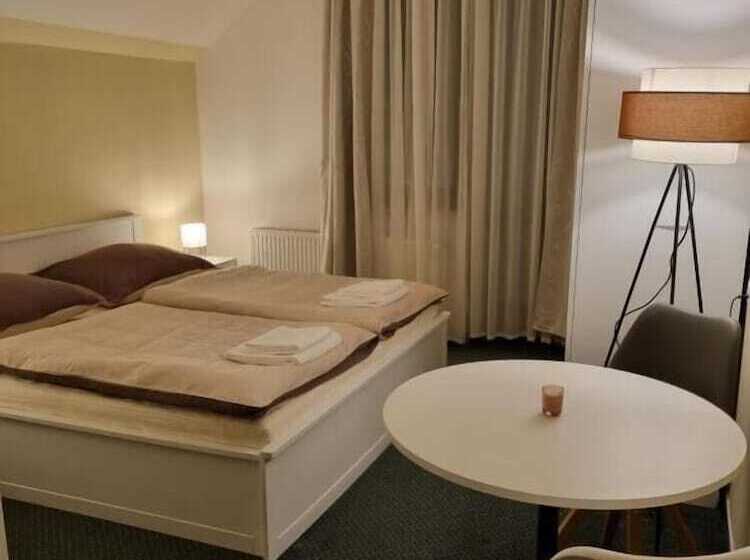 Четырехместный Номер Стандарт, Plannerinn