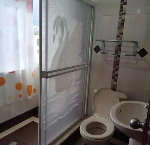اتاق لوکس, Velanez Suite Riobamba