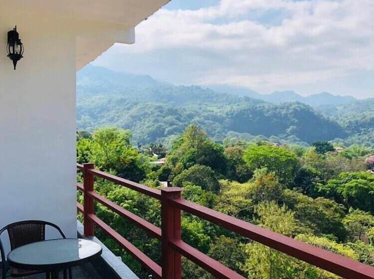 带观景的标准间, K&m