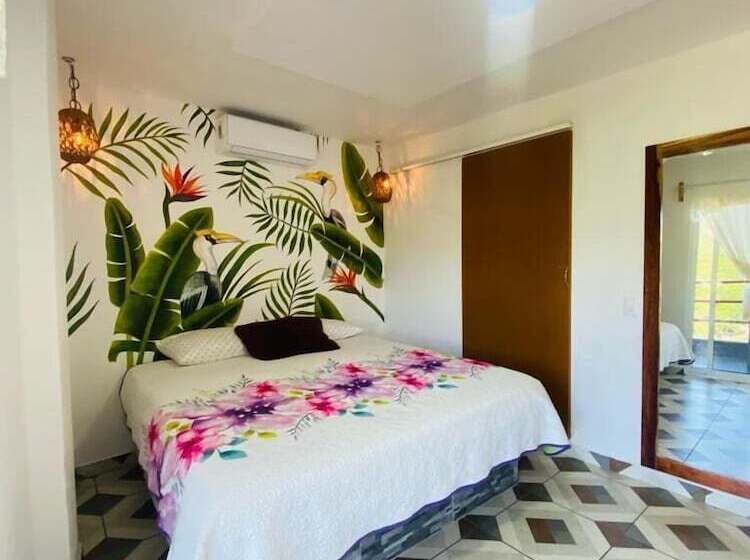 带观景的标准间, K&m