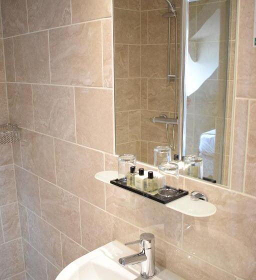 חדר דלוקס עם מרפסת, The Chase Golf & Country Club