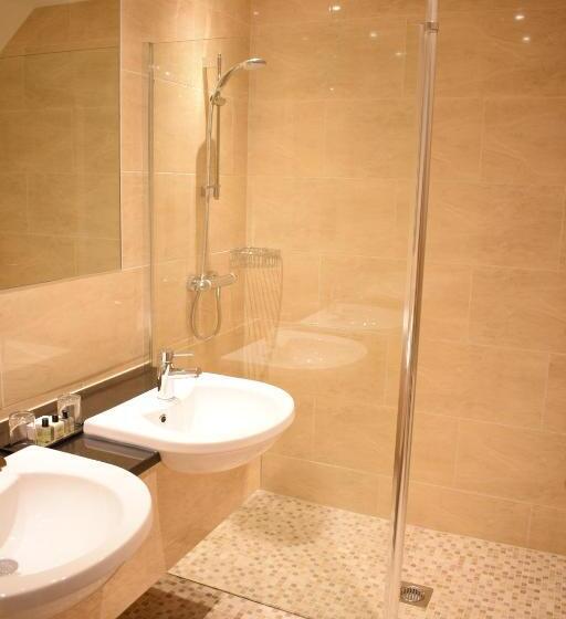 Семейный Номер Deluxe, The Chase Golf & Country Club