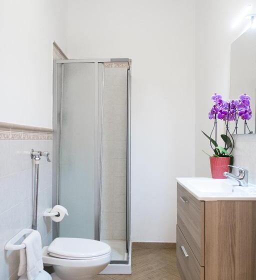 غرفة ديلوكس, Camera Tonnarella