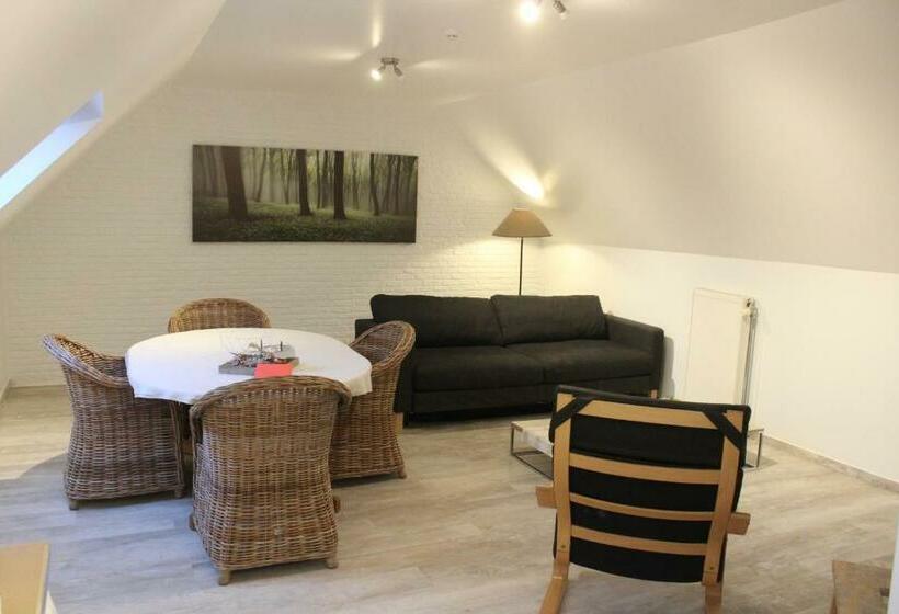 2ベッドルームアパートメント, Saffels Nest 33