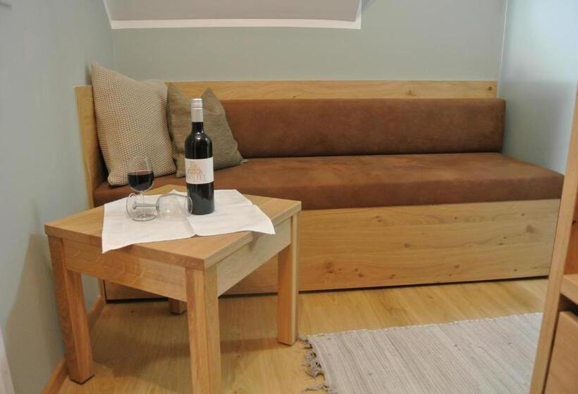 バルコニー付きスタンダードルーム, Haus Fischer Nassfeldblick