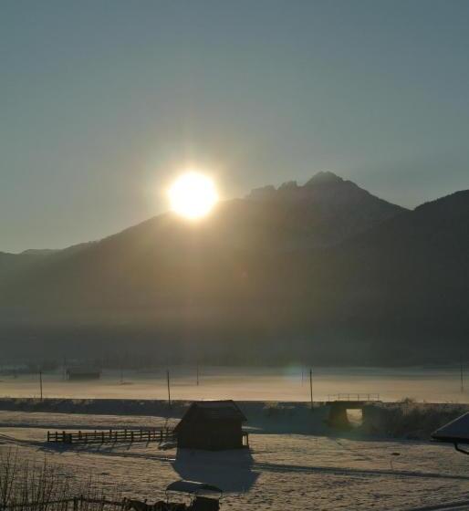 バルコニー付きスタンダードルーム, Haus Fischer Nassfeldblick