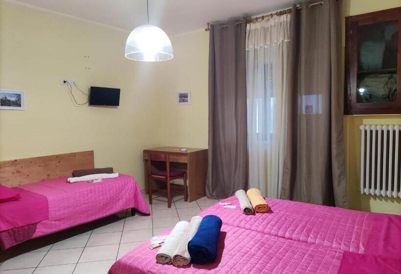 Трехместный Номер Стандарт Совместная Ванная, Bed And Breakfast La Campanula