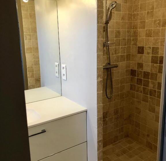 اتاق لوکس, Le Clos Des Vergers