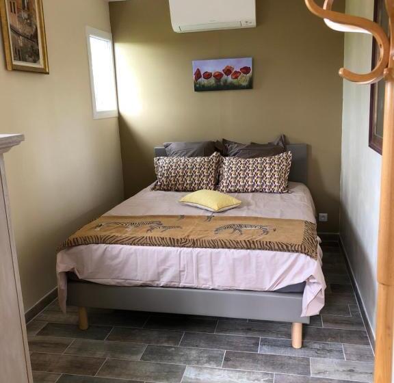 استودیو خانوادگی, Le Clos Des Vergers