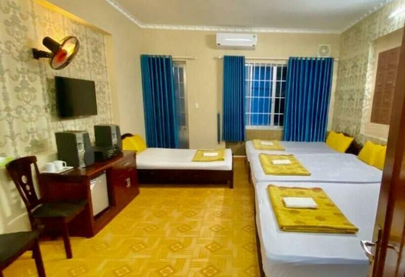 اتاق خانوادگی, Khánh Vân   Vt Cloud Mini