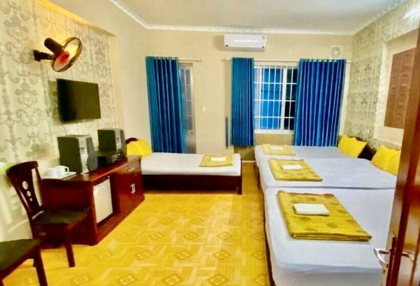 اتاق خانوادگی, Khánh Vân   Vt Cloud Mini