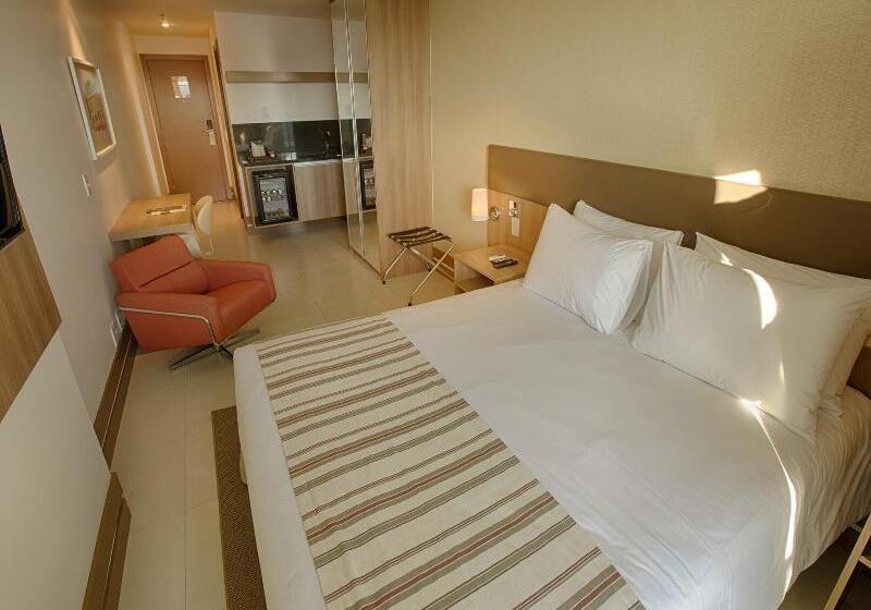 수피리어 룸, Athos Bulcão Hplus Executive