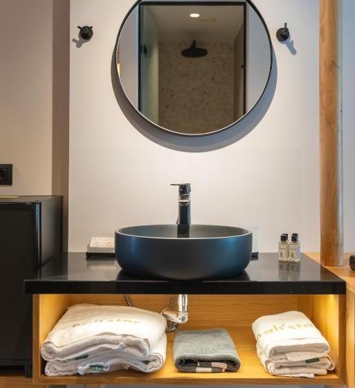 サイドシービュースイート, Bali Star Resort