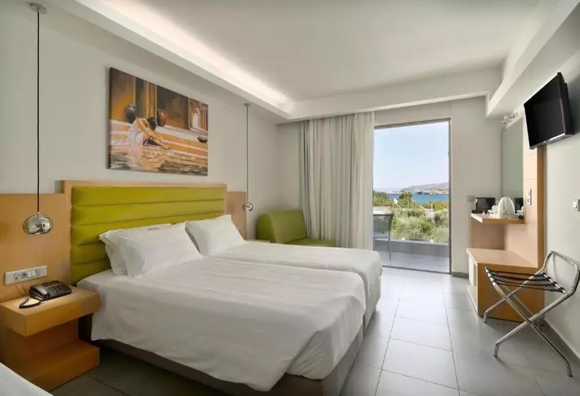 オーシャンビュースーペリアールーム, Bali Star Resort