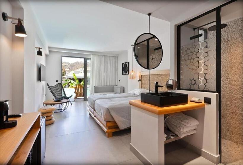 サイドシービュージュニアスイート, Bali Star Resort