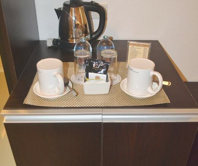 اتاق استاندارد, Big 8 Corporate