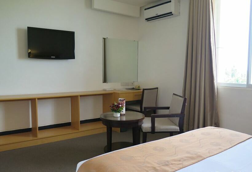 اتاق سوپریور, Big 8 Corporate