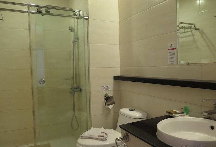 اتاق سوپریور, Big 8 Corporate