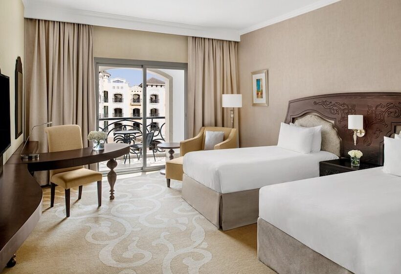 Номер Стандарт с Балконом, Crowne Plaza Riyadh Al Waha, An Ihg