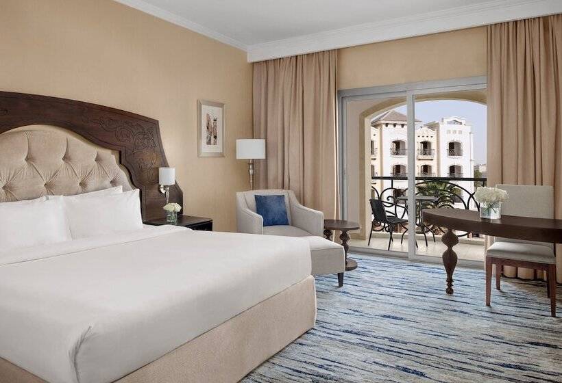 اتاق استاندارد با بالکن, Crowne Plaza Riyadh Al Waha, An Ihg