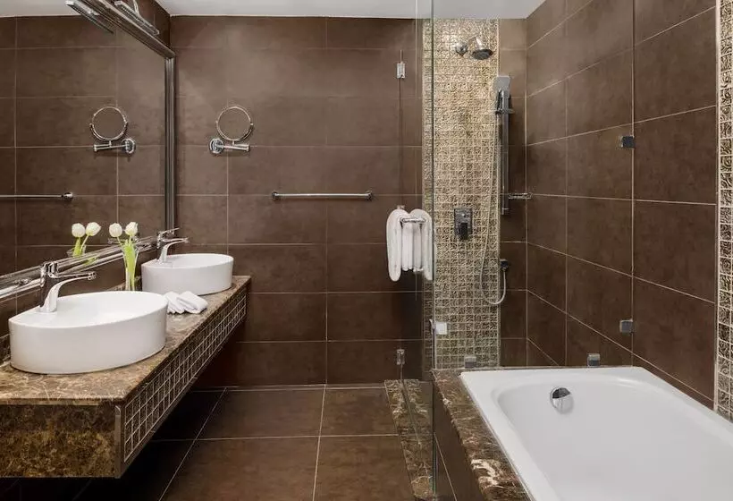 スイート, Crowne Plaza Riyadh Al Waha, An Ihg