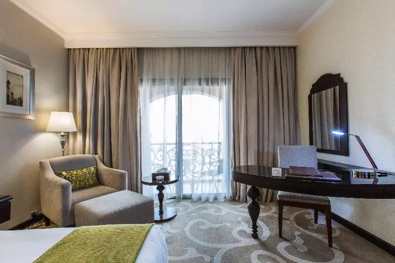 Deluxe Room King Size Bed