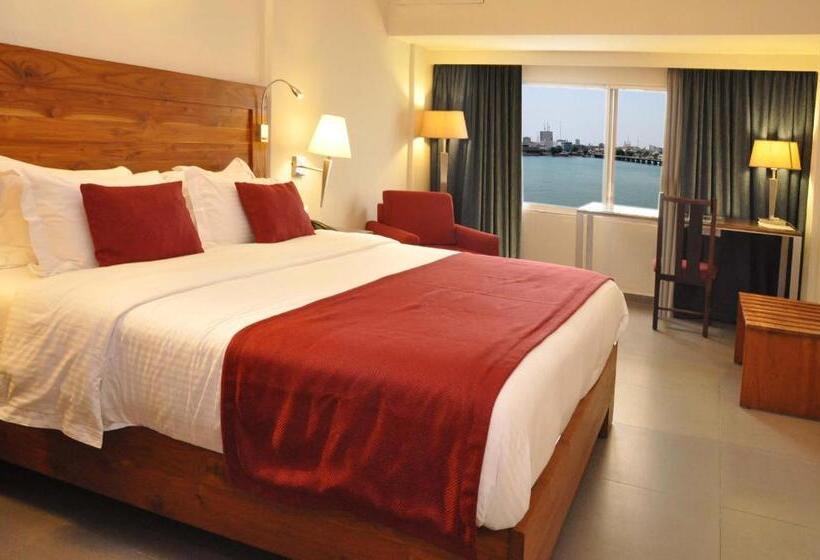 اتاق استاندارد یک نفره, Du Lac