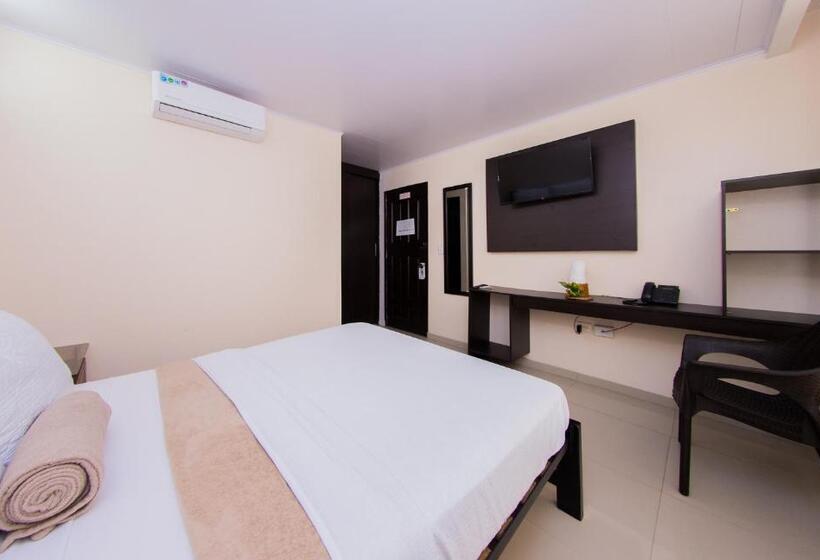 Номер Economy Двуспальная Кровать, Marina Suites By Geh Suites