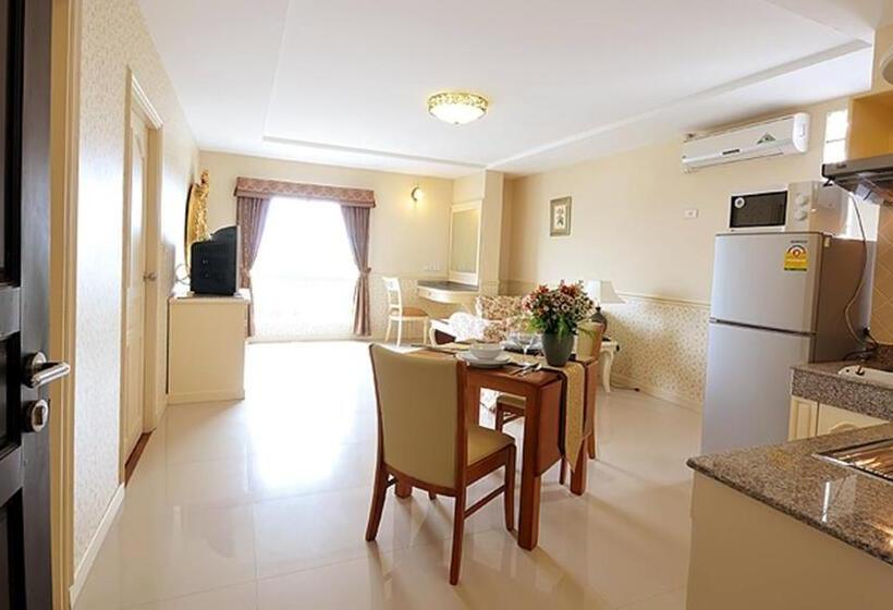 套房, The Airport Greenery